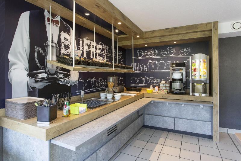 Ibis Budget Senlis Bagian luar foto