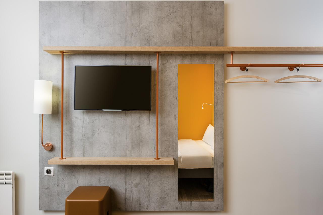 Ibis Budget Senlis Bagian luar foto