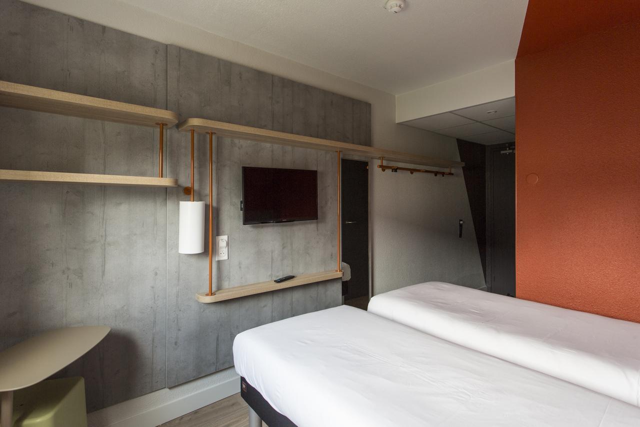 Ibis Budget Senlis Bagian luar foto